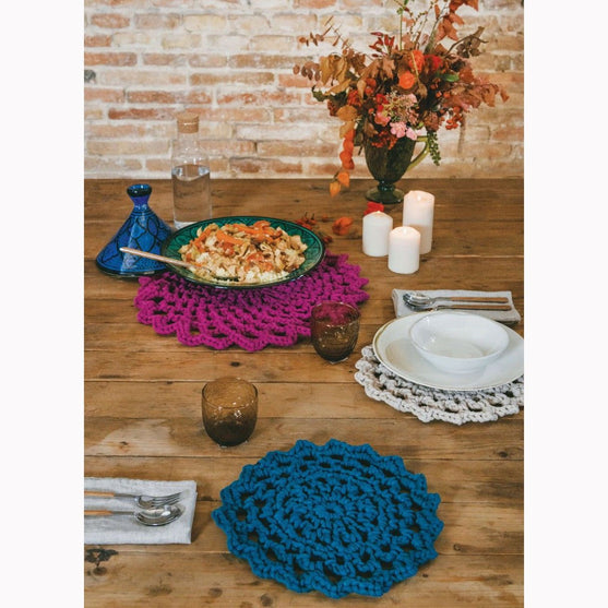 Nova Vita 12 - 22 home decor projecten - DMC
8