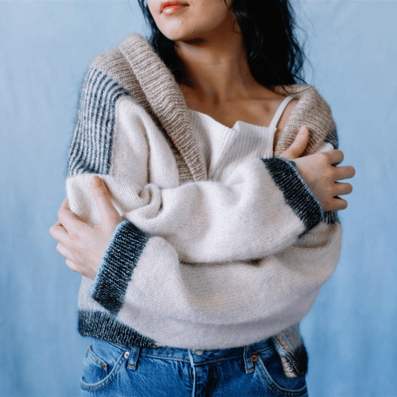 Amulet - Open Vest
6