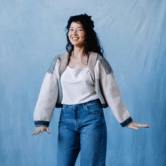 Amulet - Open Vest
7