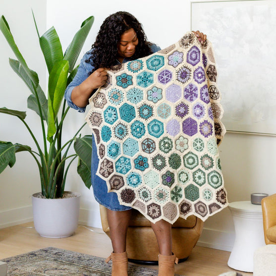 Aura - Plaid - CAL
3