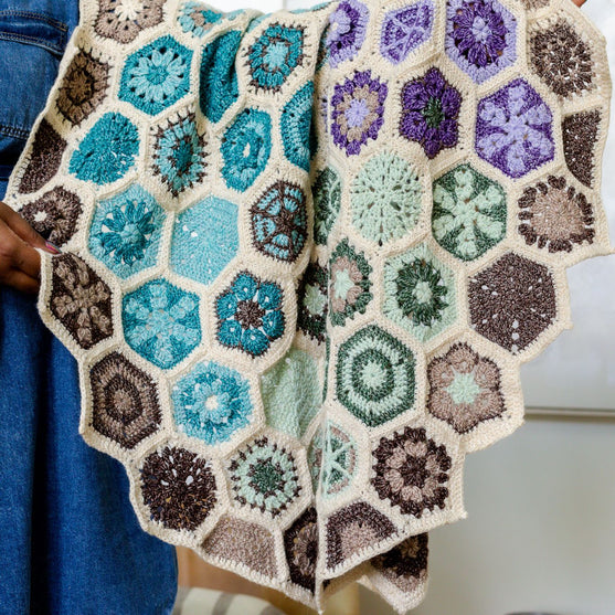 Aura - Plaid - #FrostandBloomCAL
7