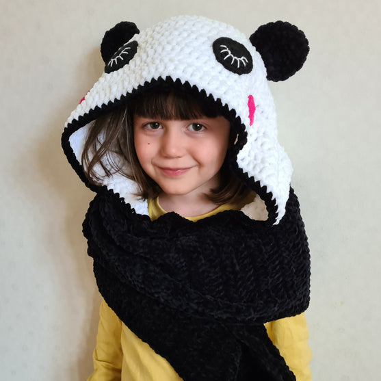 Panda Sjaal
2