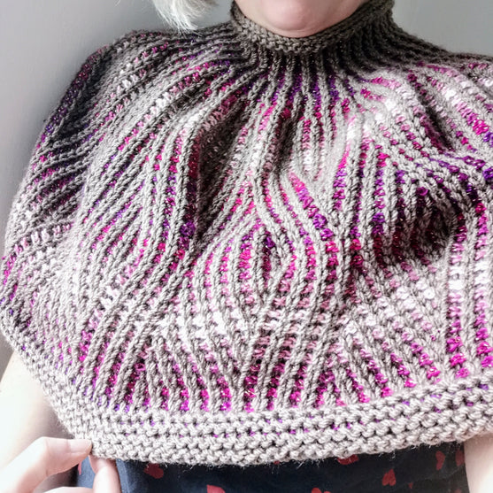 Outlandish - Poncho
3