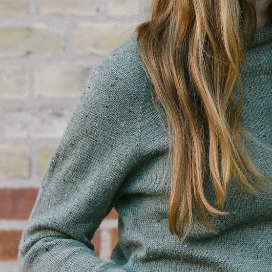 Mette Tweed - Topdown Trui
5