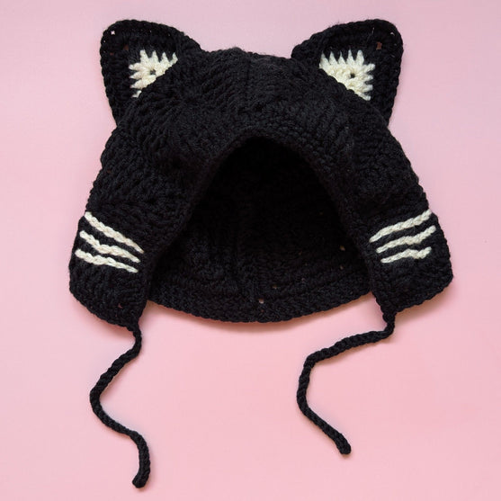 Baby Boo Bonnets - Drie Halloween mutsjes
3