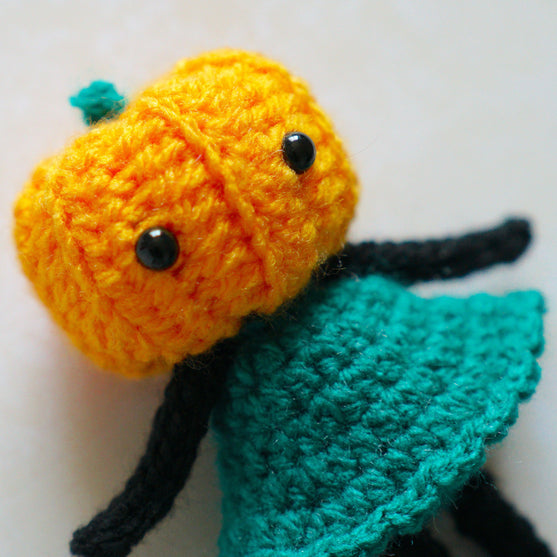 Pumpkin Head Doll - Amigurumi
3