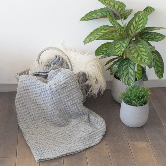Homely Vibes - Plaid
2