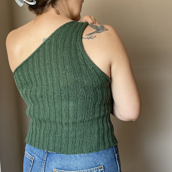 Easy One Shoulder Top - Topje
3