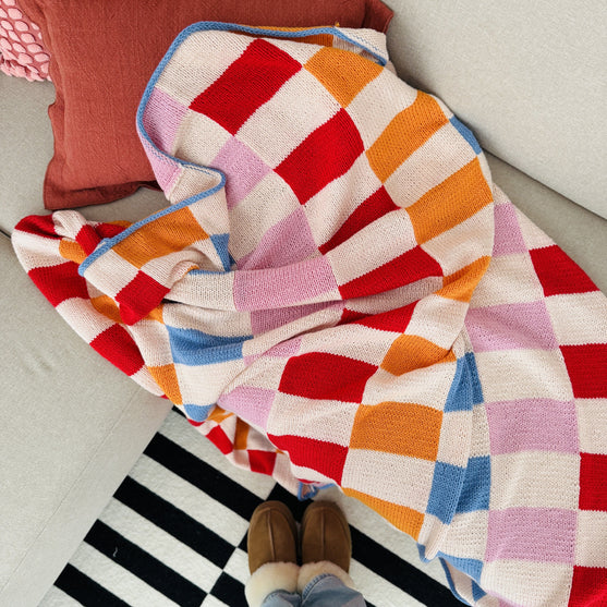 Hilma - Plaid
3