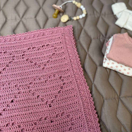 Lovely Hearts Bamboo - Babydeken
2