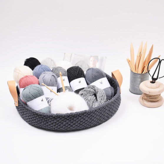 Ribbon Projectmand met Leren Bodem
4