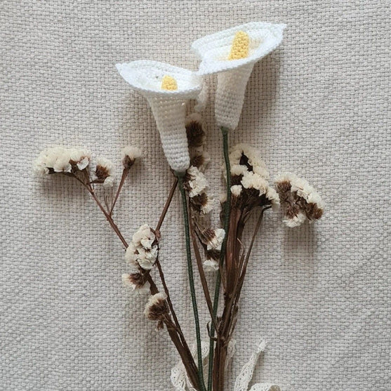 Calla Flower
4