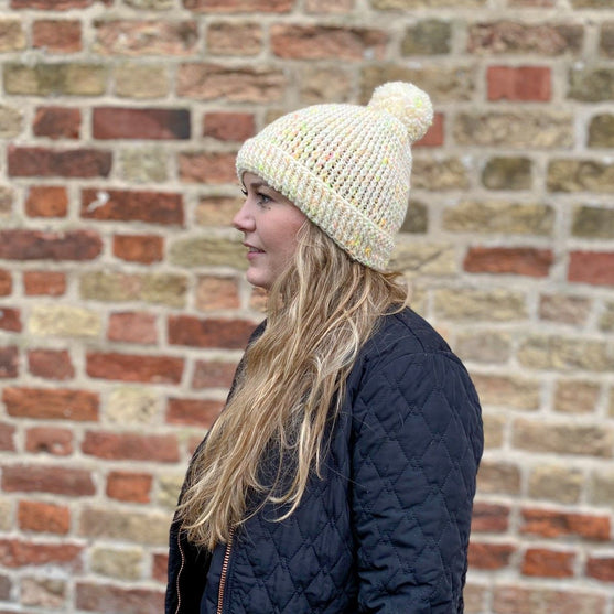 Tweed Muts
3