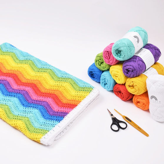 

Rainbow Babydekentje - Regenboog
2