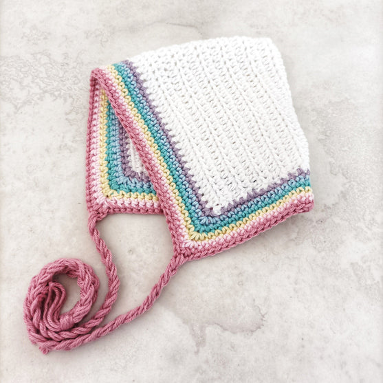 

Rainbow - Babymutsje
4