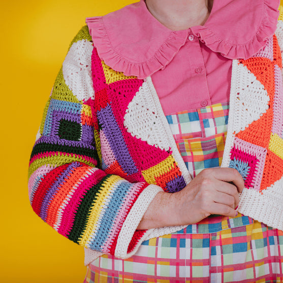 

No Shades of Grey - Vest - Haakpatroon
7