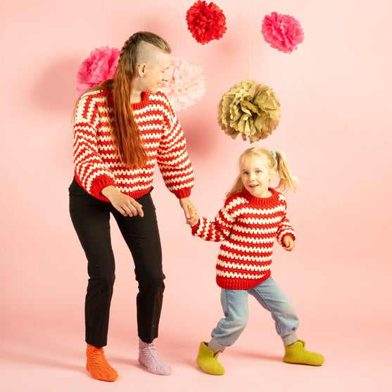 

Candy Cane Stripes - Trui
3