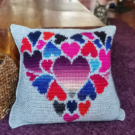 

Heart Full of Joy - Kussen
4