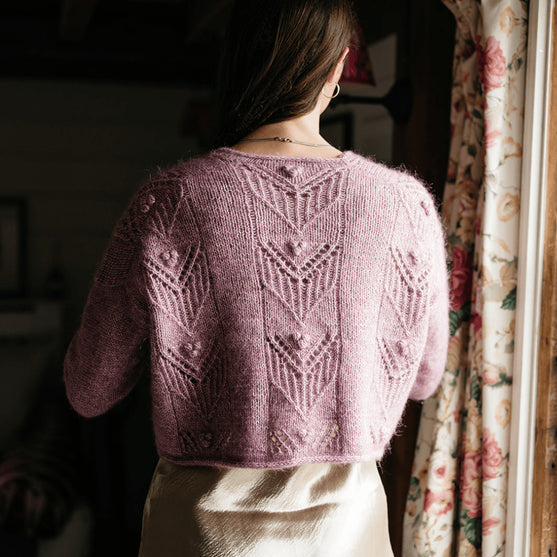 

Antanilla - Vest met Kantpatroon
6