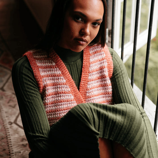 

Amelia - Kleurwerk Vest
2