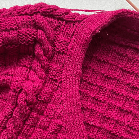 

Easy Summer Cardi - Vest - KAL
2