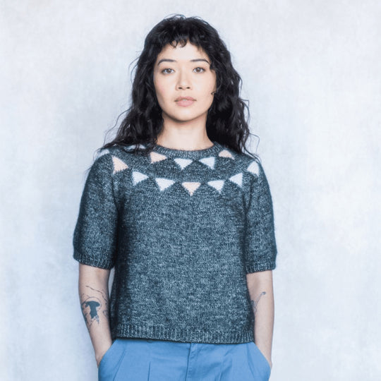 Acute - T-shirt in Kleurwerk