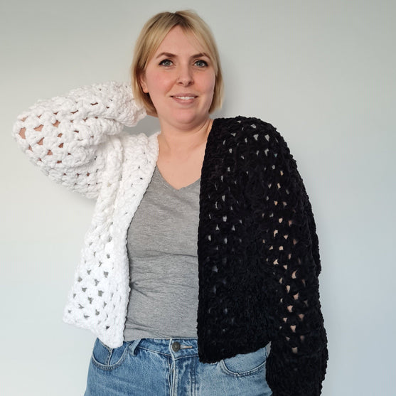 

Hexi Honey Bunny - Vest
3