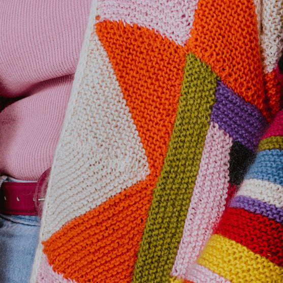 

No Shades of Grey - Vest - Breipatroon
5