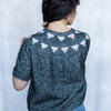 

Acute - T-shirt in Kleurwerk
6