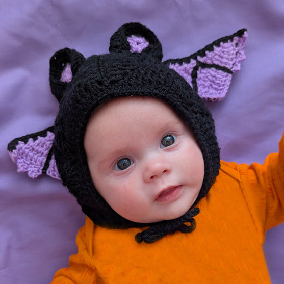 

Baby Boo Bonnets - Drie Halloween mutsjes
7