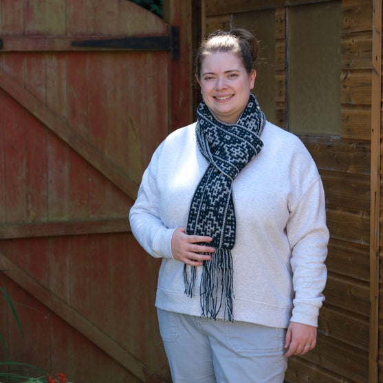 

Ancient Ruin - Sjaal
7