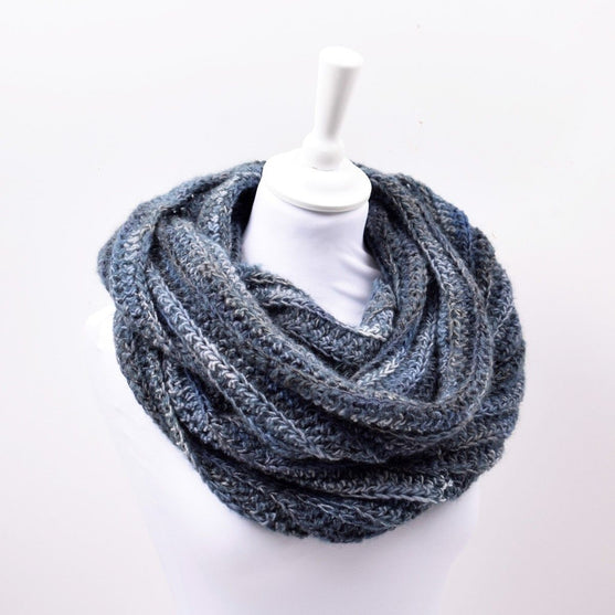 

Cozy Winter Tubesjaal
2