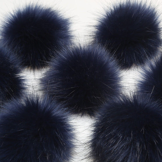 

Pompon - Donker Blauw - Go Handmade
2