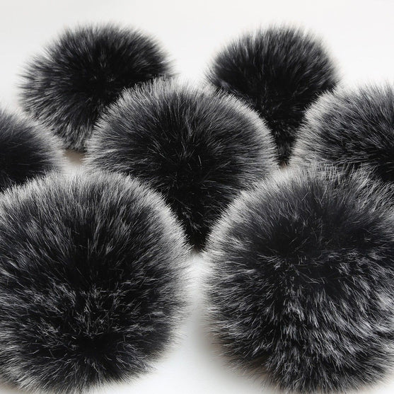 

Pompon - Donkergrijs - Go Handmade
2