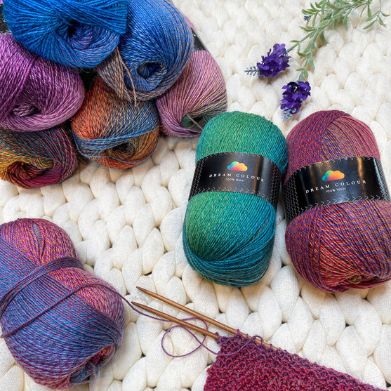 

Dream Color - Hobbii
12