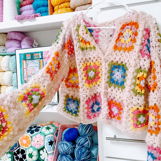 

Fluffy Love - Trui
3