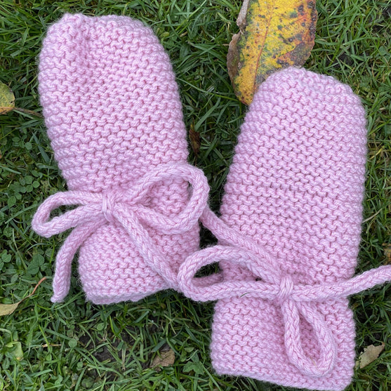 

Ultra Easy Mittens - Baby Wanten
1