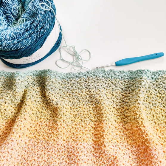 

Fairytale Sunrise - Omslagdoek
2