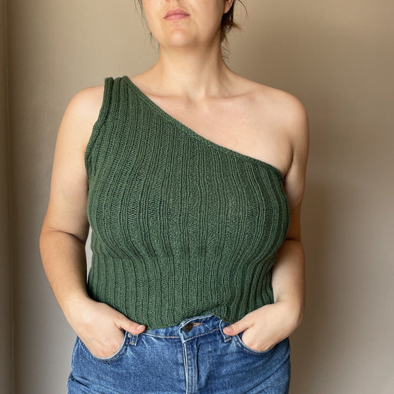 

Easy One Shoulder Top - Topje
1