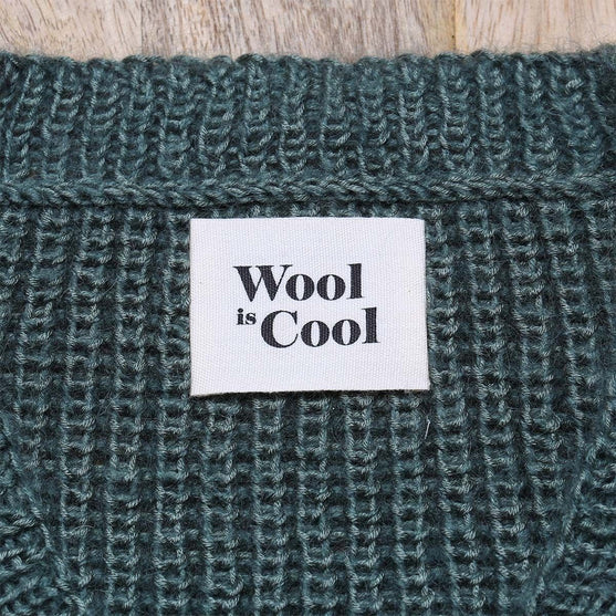 

10 Labels - Wool is Cool - Hobbii
5