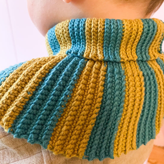 

Candy Stripes - Halswarmer
2