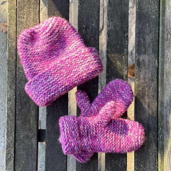 

Ultra Easy Garter Stitch Beanie - Muts
4