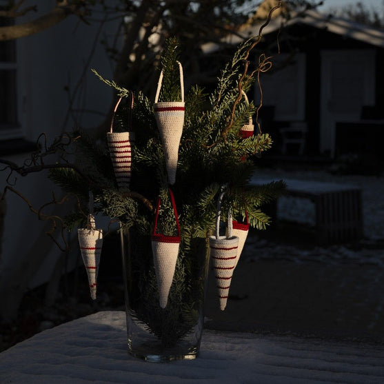 

Kerstpuntzakjes - Kerstversiering
9
