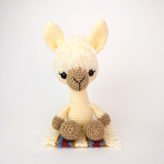 

Lucy de Lama
1