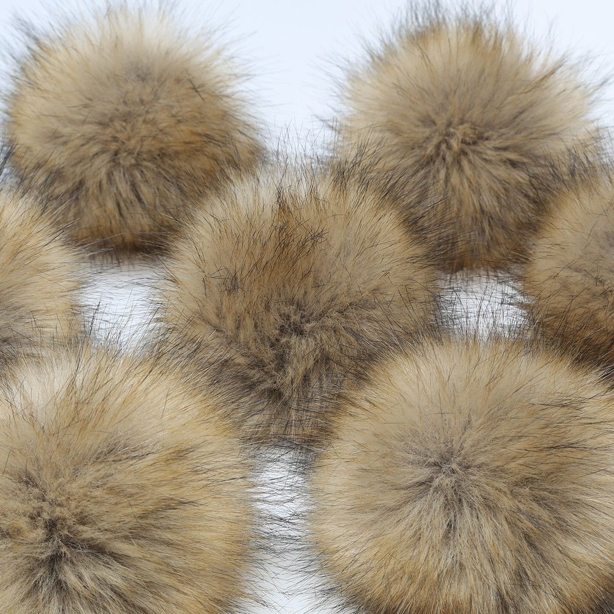 pompon FAIRTRADE slinger POMPON MULTI van wol met belletjes ca. 175 cm