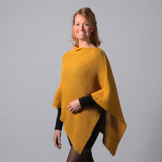 

Malene Poncho
2