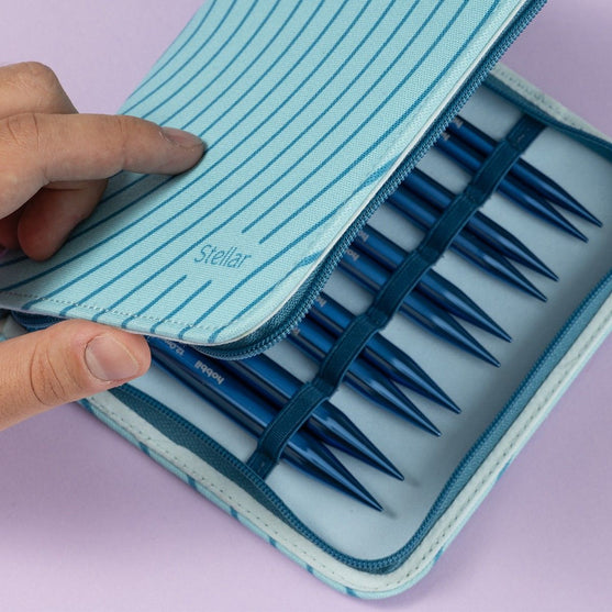 

Stellar verwisselbare rondbreinaaldenset Deluxe - Saffier - Hobbii
3