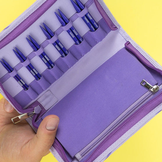 

Stellar Korte verwisselbare rondbreinaaldenset Essential - Amethyst - Hobbii
2