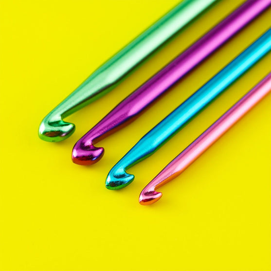 

Aluminium Dubbele Tunische Haaknaald - 28 cm - Hobbii
2