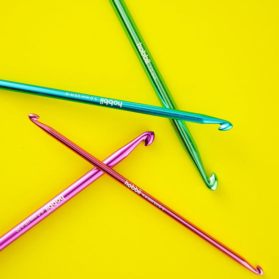 

Dubbele Tunische haaknaaldenset 'Alu' - 14 cm - Hobbii
8